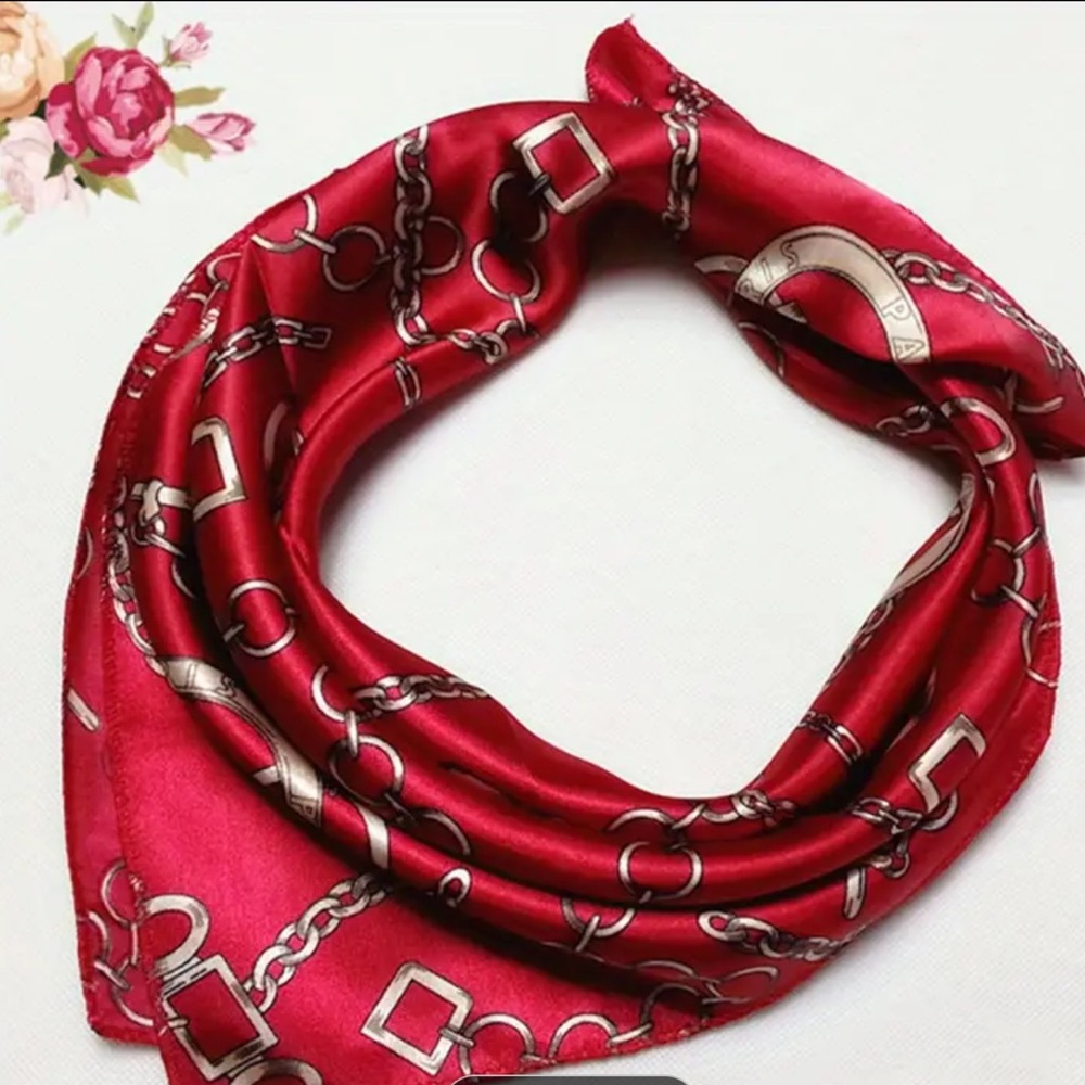 NWT red chain scarf